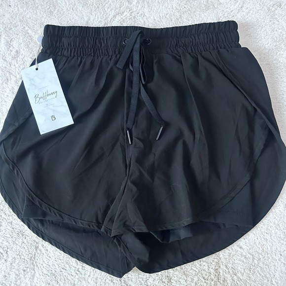 Buffbunny Collection Pants - Buffbunny Collection Breezeful Mid Rise 2-1 Shorts size XS Lined Black NWT